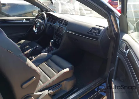 2015 Volkswagen Golf Gti 2.0T Se 2-Door z USA, uszkodzony, nr VIN 3VWTT7AU0FM052293